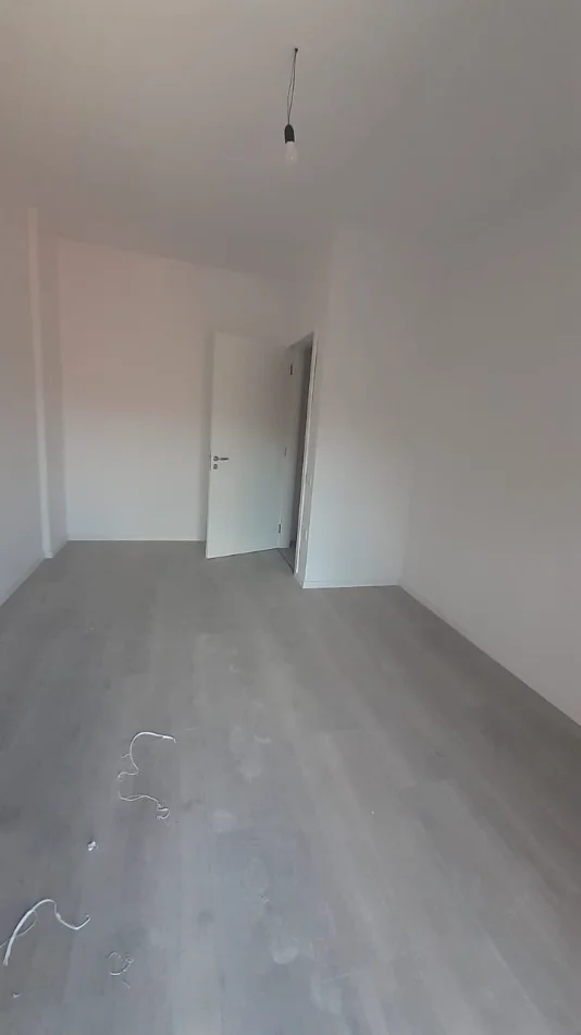 Tirane, shitet apartament 1+1 Kati 8, 6.500.000 € 