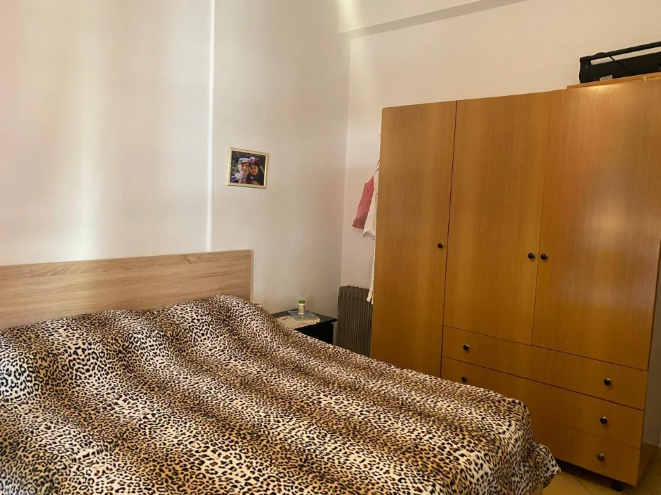 Tirane, shitet 2+1 Kati 8, 90 m² 145.000 € (Rruga joklin persi)