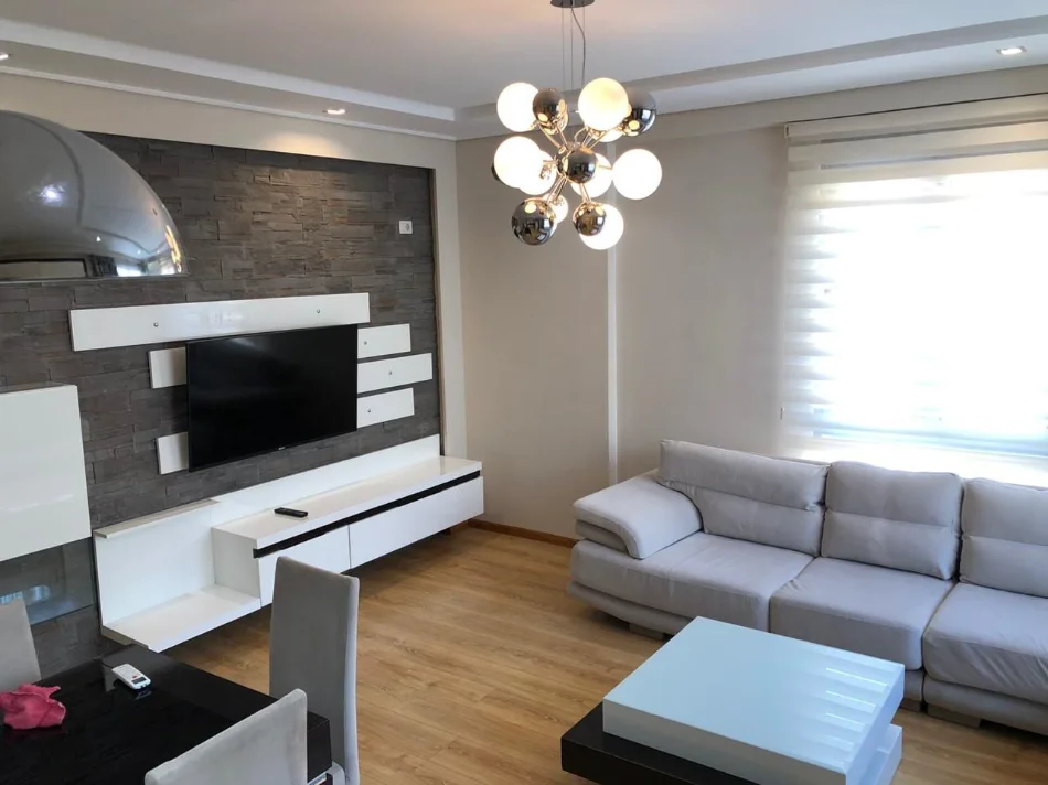 Tirane, shitet Vile , 224 m² 500.000 € 