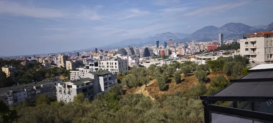 Tirane, shitet apartament 1+1 Kati 2, 42 m² 97.000 € (Rruga e Ullishtes)