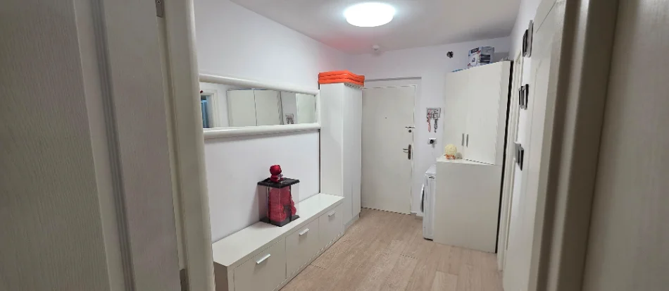 Tirane, shitet apartament 2+1 , 75 m² 175.001 € (Xhamllik Rruga Bardhyl)