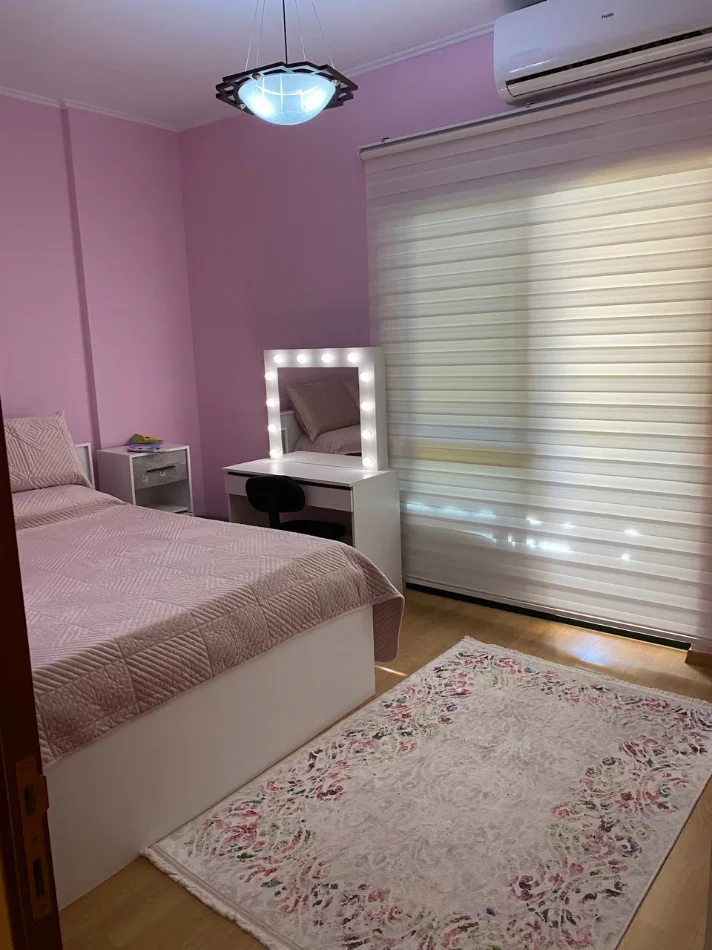 Tirane, jepet me qera apartament 2+1 Kati 8, 70 m² 800 € (Rruga Bardhok Biba, Ish Kinema 17 Nëntori, Qendër Tiranës.)