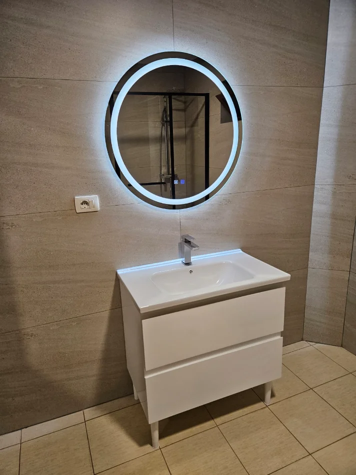 Tirane, jepet me qera Vile 2+1 Kati 1, 100 m² 550 € (Pranë ish AMC-së, Laprakë ,Tiranë)