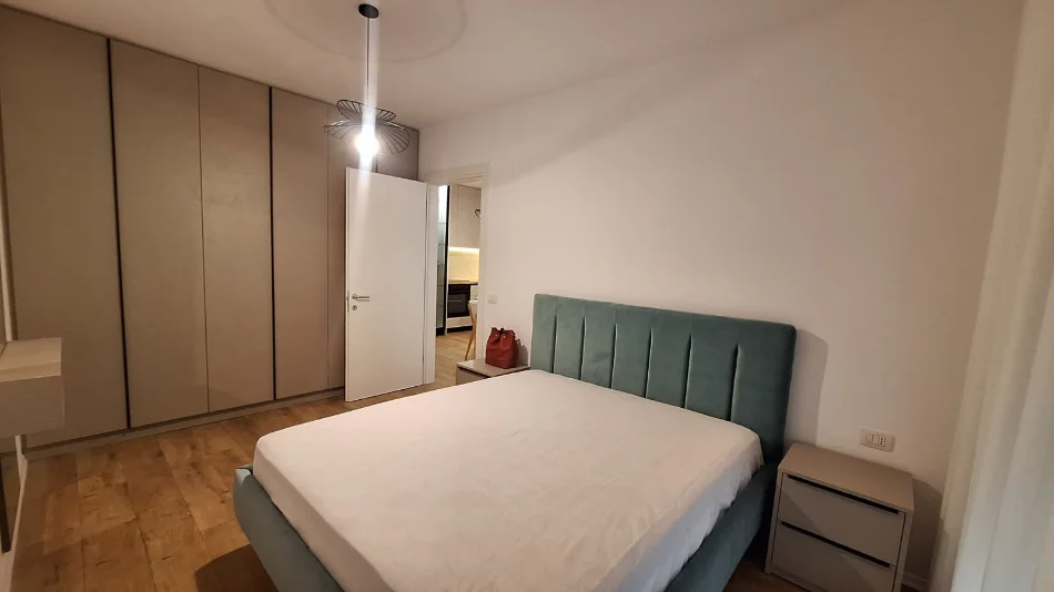 Tirane, jepet me qera apartament 1+1+Ballkon Kati 2, 550 € 