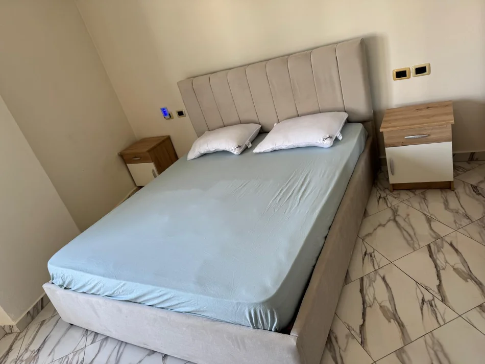 Tirane, jepet me qera apartament 2+1 Kati 4, 85 m² 500 € (Pranë Market Spar, Astir ,Tiranë)