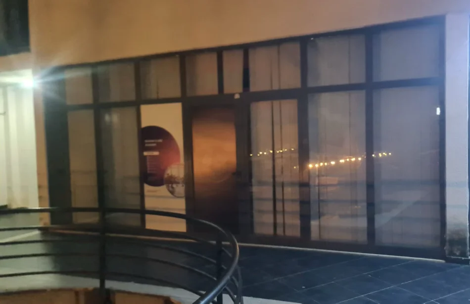 Tirane, shitet dyqan Kati 0, 61 m² 120.000 € (Rruga Loni Ligori)