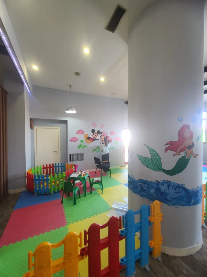 Durres, shes Shitet kend lojrash 40m2 2200 €