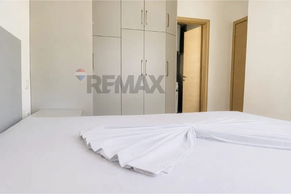Tirane, jepet me qera apartament 2+1+Ballkon , 1 m² 700 € (Kopshi Zologjik)