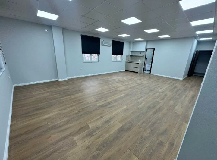 Tirane, jepet me qera apartament Studio Kati 2, 75 m² 750 € (Hotel plaza)