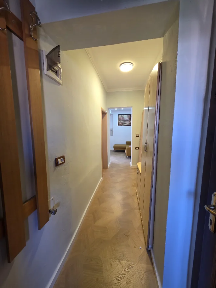 Tirane, shitet apartament 2+1 Kati 3, 45 m² 110.000 € (Rruga Siri Ko)