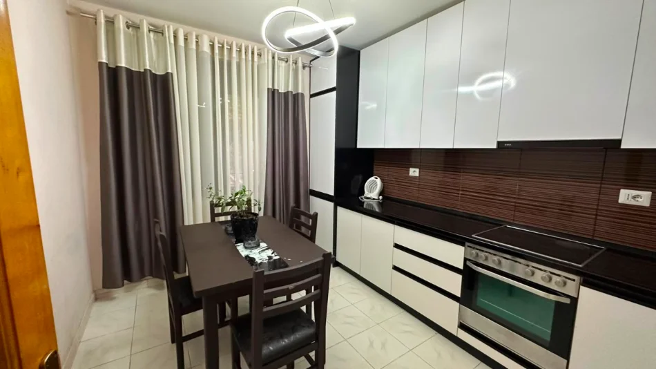 Apartament 2+1 me qira