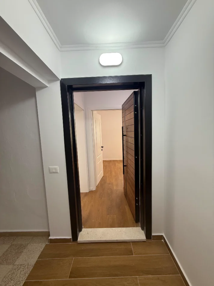 Tirane, shitet apartament duplex 1+1 Kati 4, 53 m² 118.000 € (Rruga Xhanfize Keko)