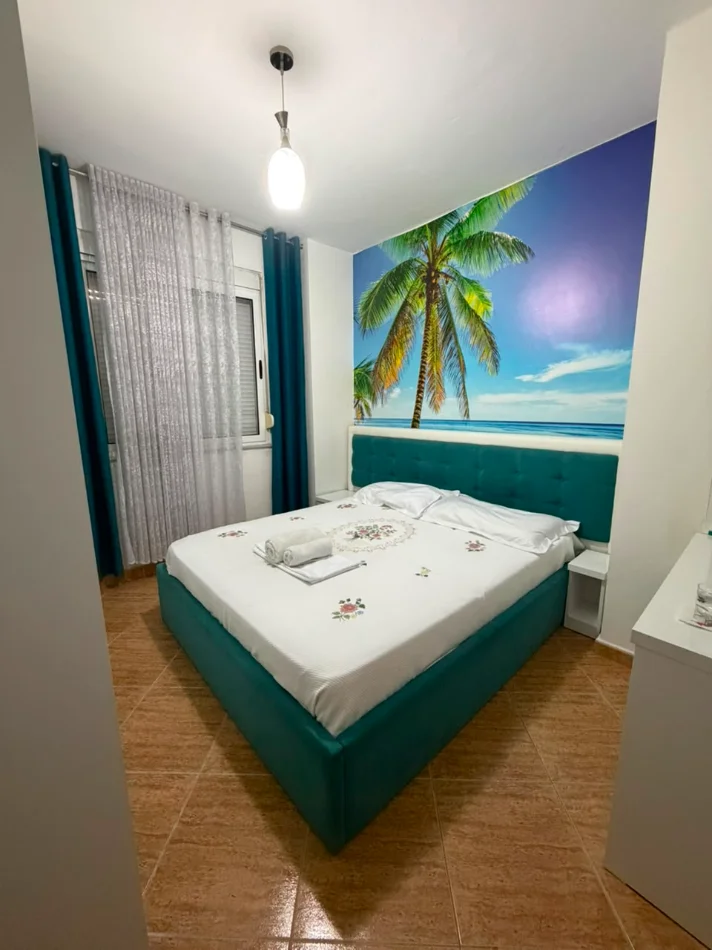 Durres, jepet me qera apartament 1+1 , 350 € (Stacioni i Trenit)