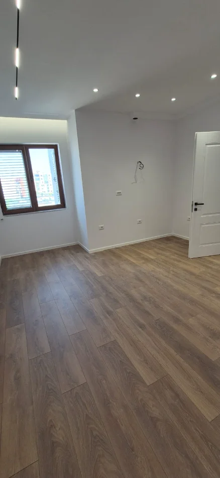 Tirane, shes apartament 1+1+Ballkon Kati 5, 56 m² 143.000 € (Fadil Bodinaku, Vasil Shanto)