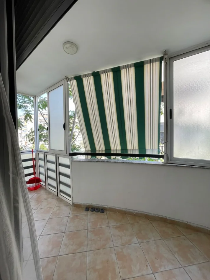 Tirane, jepet me qera apartament 1+1 , 501 € 
