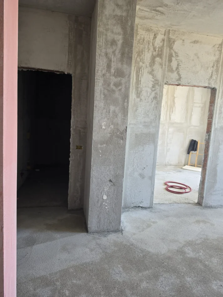 Tirane, shitet apartament 2+1+Aneks+Ballkon Kati 3, 117 m² 120.000 € (rruga fan noli)