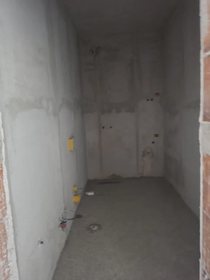 Tirane, shitet apartament 2+1+Aneks+Ballkon Kati 3, 117 m² 120.000 € (rruga fan noli)