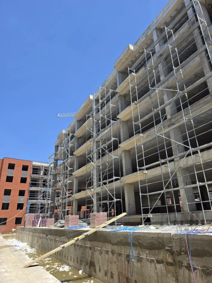 Tirane, shitet apartament 2+1+Aneks+Ballkon Kati 3, 117 m² 120.000 € (rruga fan noli)
