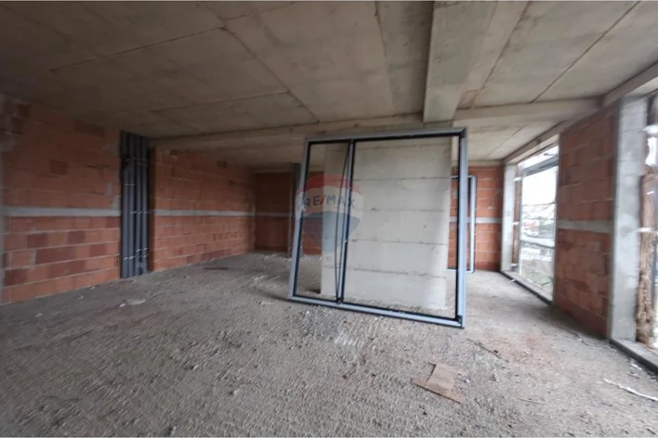 Tirane, shitet 2+1 , 101 m² 195.000 € (Ali Demi)