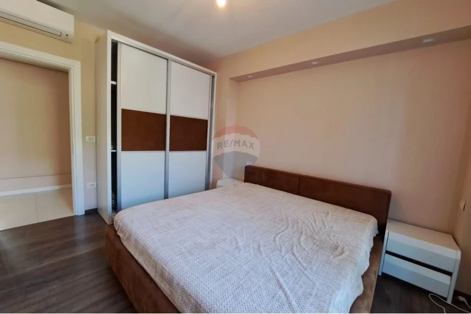 Vlore, shitet apartament 2+1 Kati 9, 96 m² 260.000 € (Lungomare)