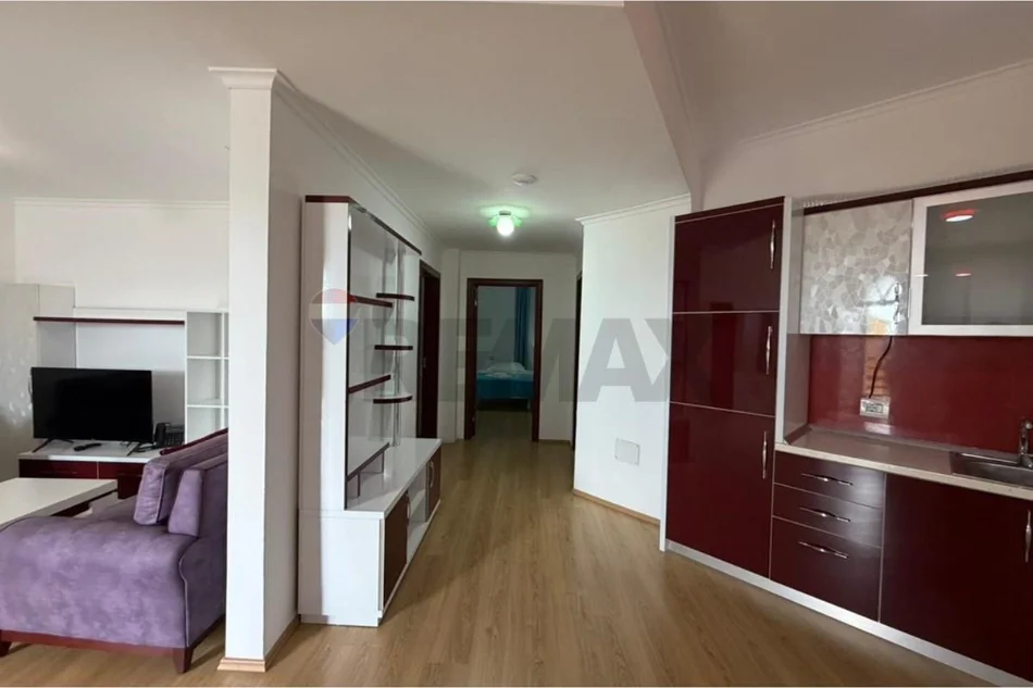 Tirane, shitet apartament 2+1 Kati 9, 85 m² 135.000 € (Farke)