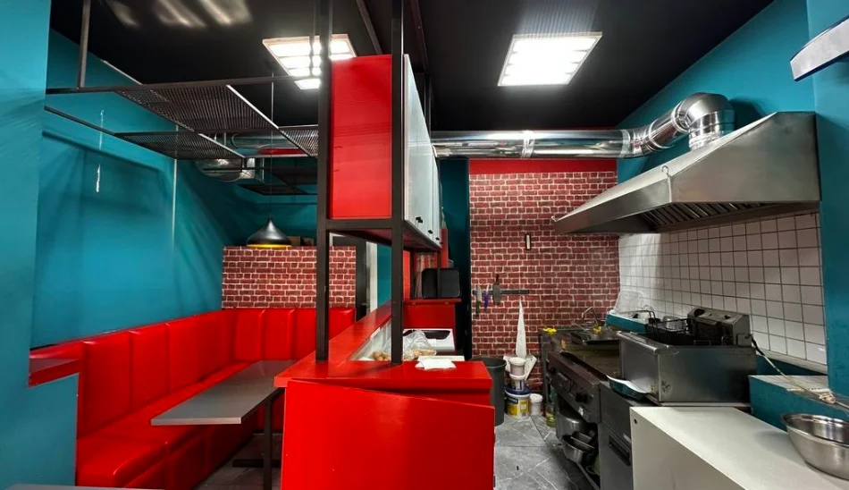 Tirane, shitet ambjent biznesi Kati 0, 66 m² 