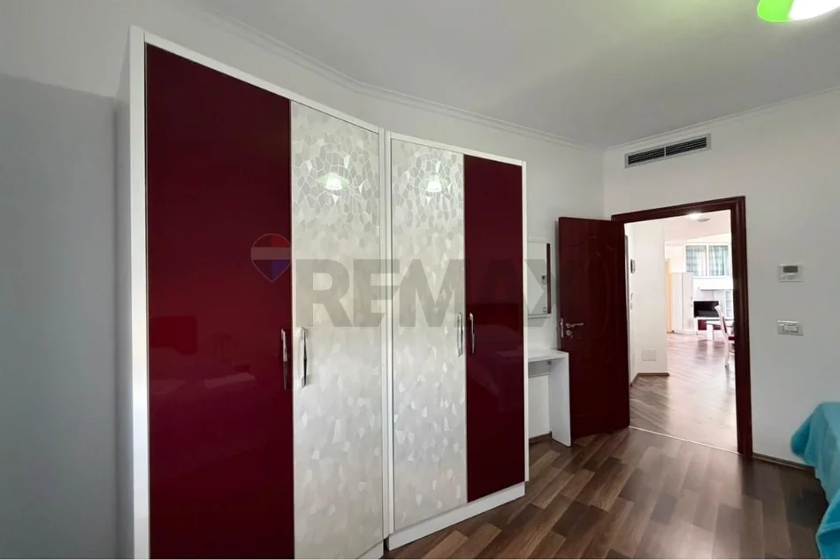 Tirane, shitet apartament 2+1 Kati 3, 83 m² 121.370 € (Farke)