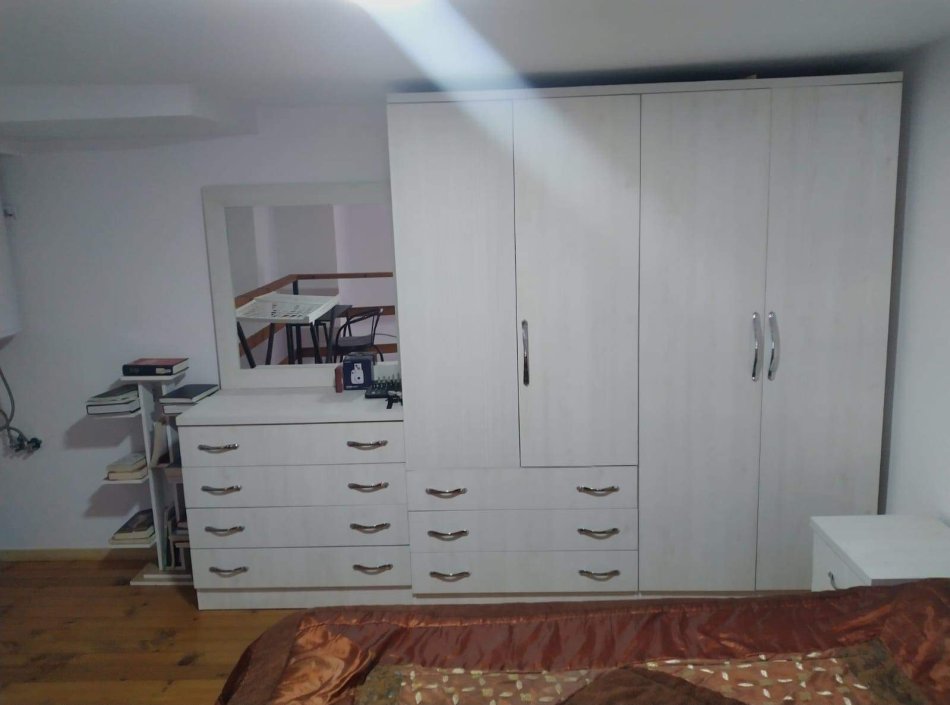 Tirane, jap me qera apartament duplex 1+1 Kati 1, 35 m² 350 € (Don bosko)
