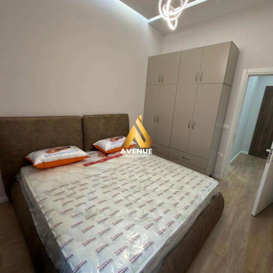 Tirane, jepet me qera apartament 1+1 Kati 2, 60 m² 500 € (Astir)