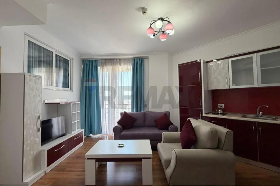 Tirane, shitet apartament 2+1 Kati 4, 83 m² 121.380 € (Farke)