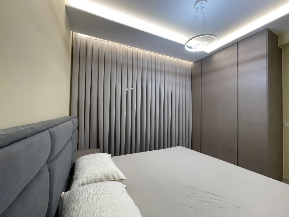 Tirane, jepet me qera apartament 1+1+Ballkon Kati 2, 65 m² 600 € 