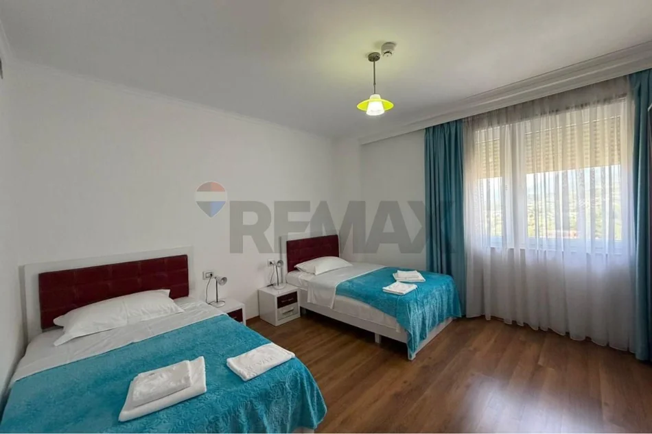Tirane, shitet apartament 2+1 Kati 4, 83 m² 121.380 € (Farke)