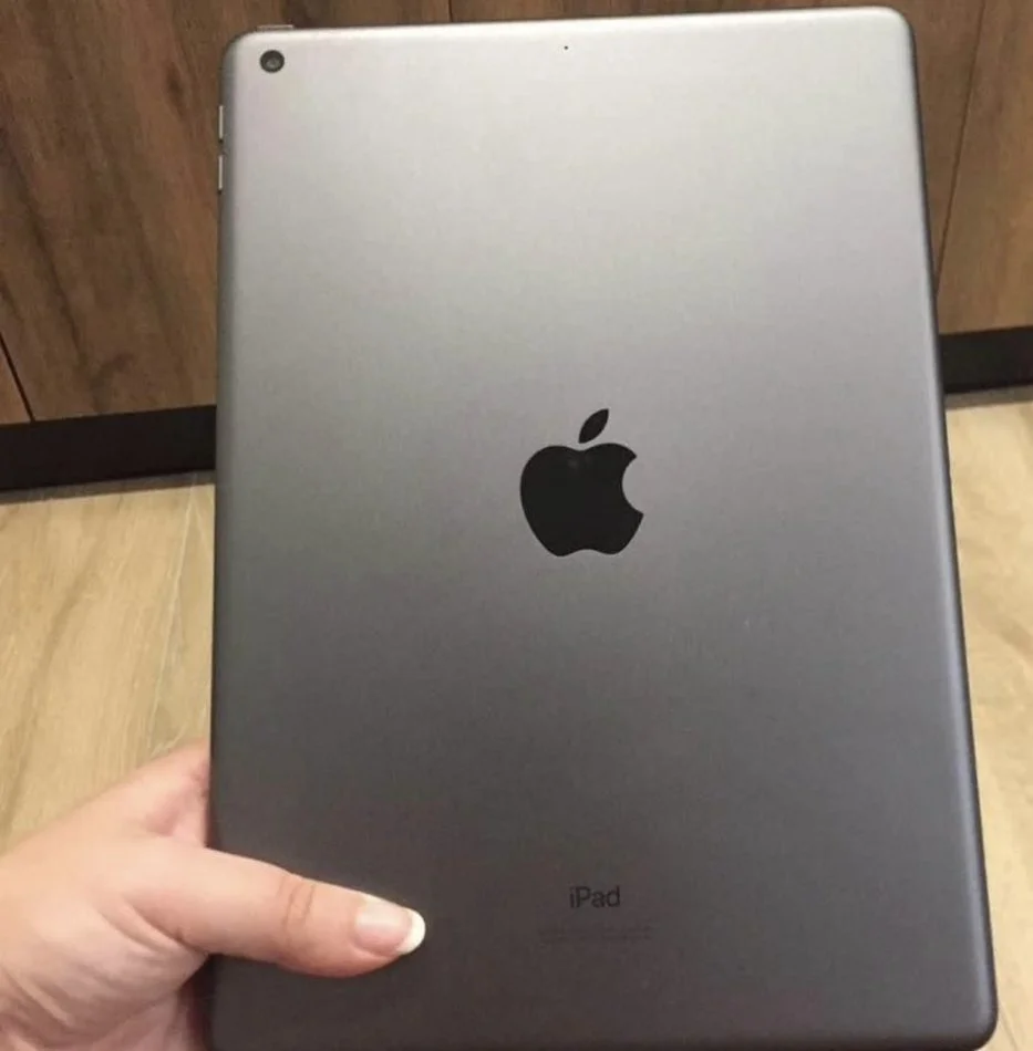 Tirane, shes Celular-Smartphone Apple