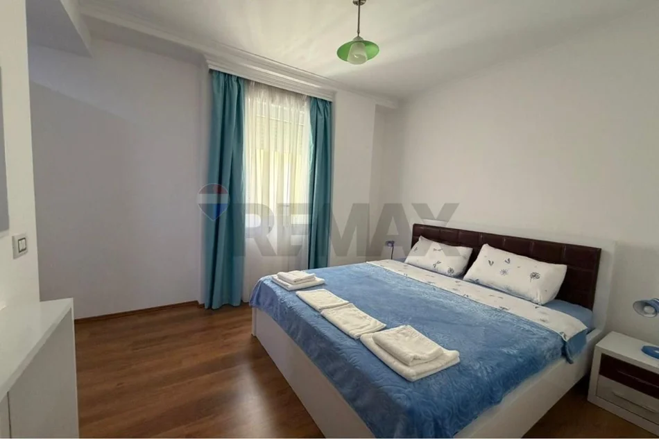 Tirane, shitet apartament 2+1 Kati 4, 77 m² 111.680 € (Farke)