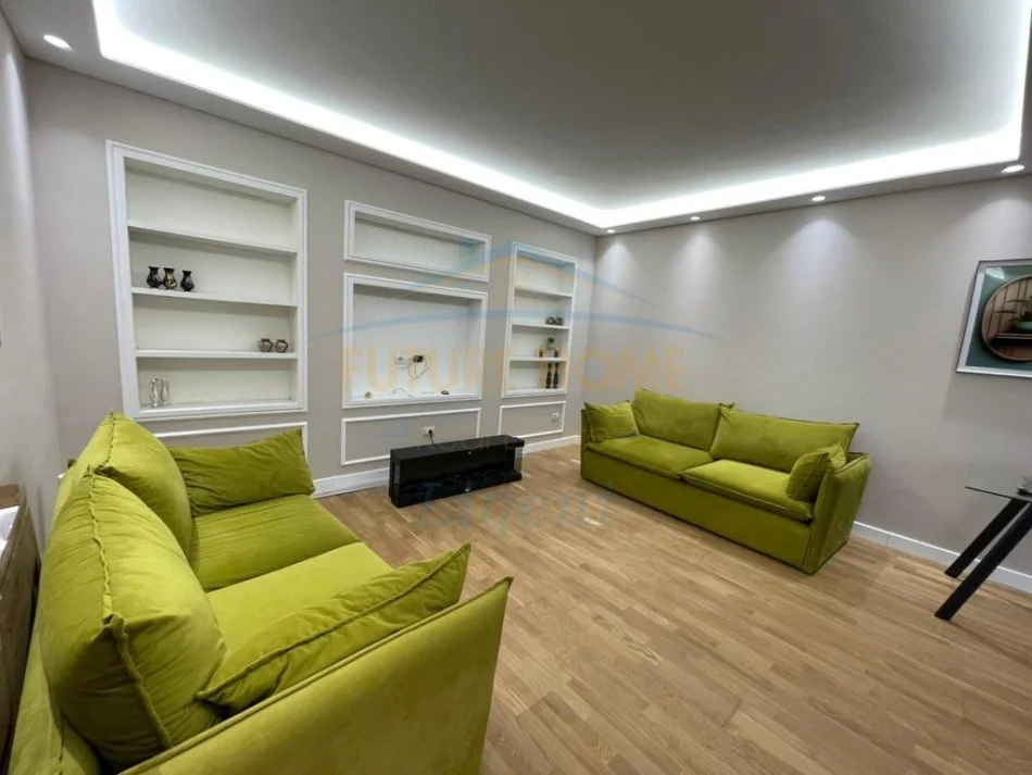 Tirane, jepet me qera apartament Kati 2, 70 m² 950 € 