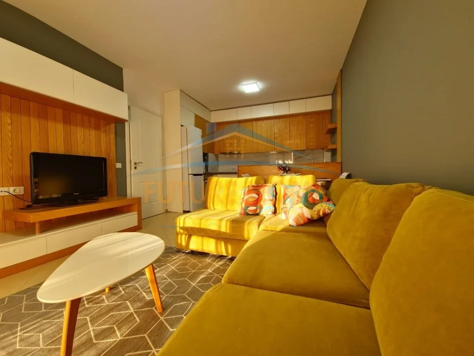 Tirane, jepet me qera apartament Kati 4, 71 m² 800 €