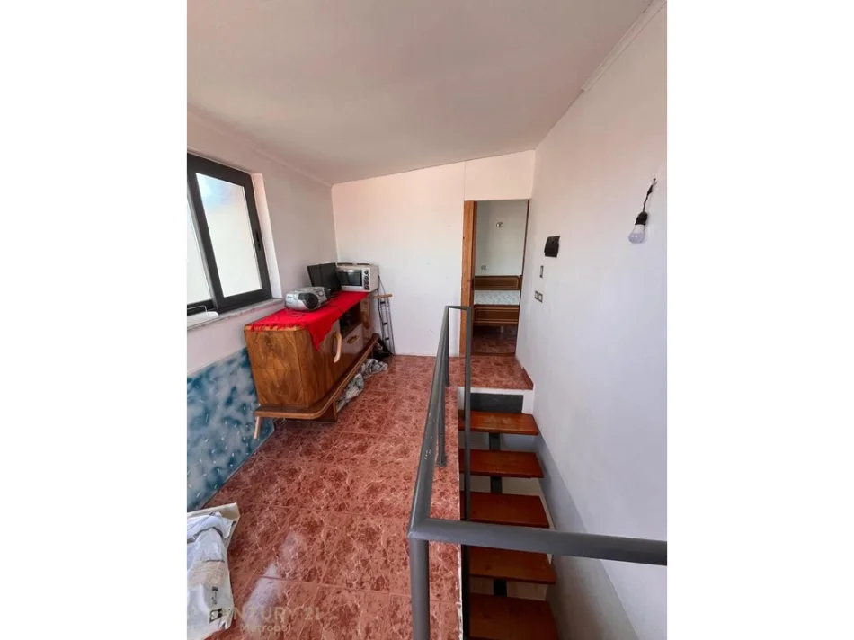 Tirane, shes apartament duplex 2+1 Kati 4, 100 m² 130.000 € (shkolla Bajram Curri)