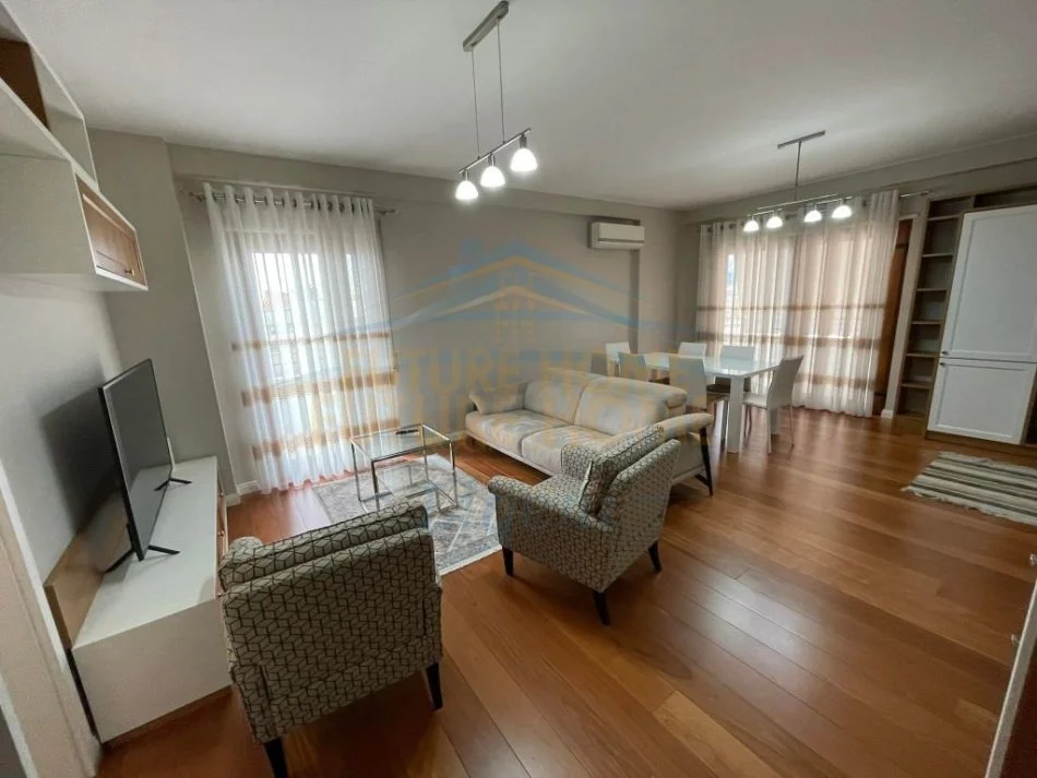 Tirane, jepet me qera apartament Kati 2, 121 m² 1.200 €