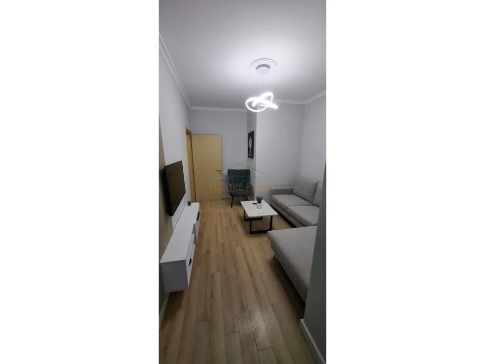 Tirane, jepet me qera apartament Kati 2, 58 m² 550 €