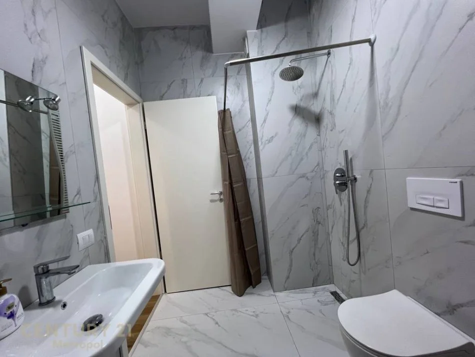 Tirane, shitet apartament 2+1 Kati 3, 75 m² 120.000 € (Rruga Pasho Hysa)