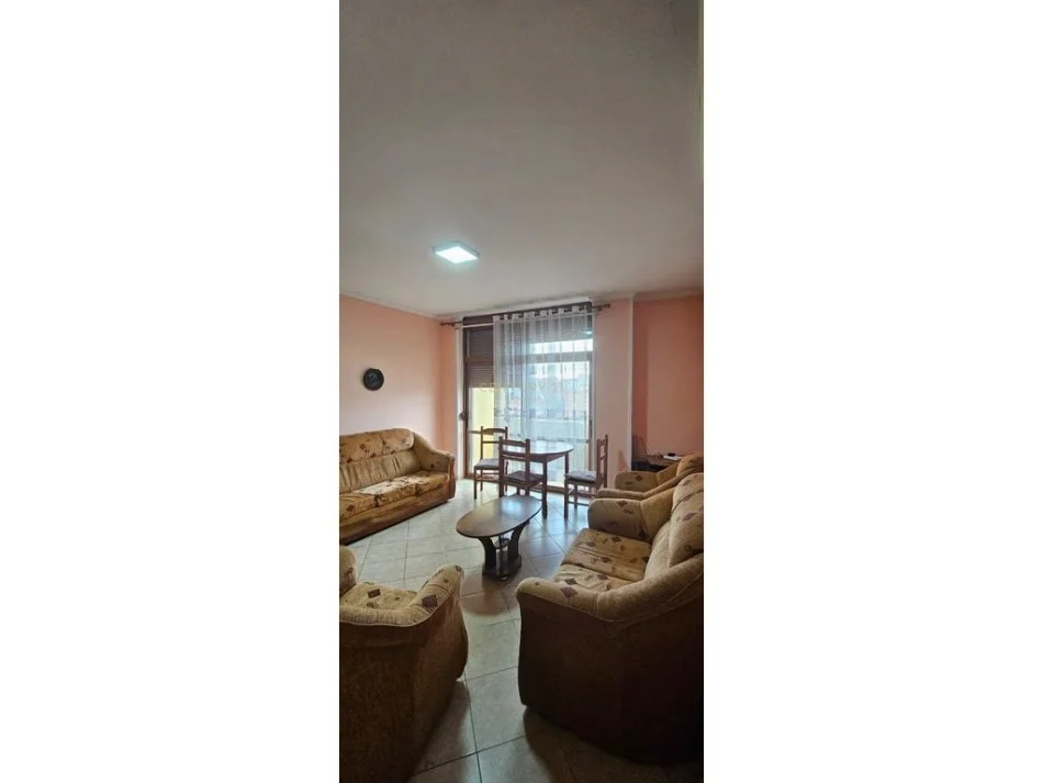 Tirane, jepet me qera apartament 2+1 Kati 6, 87 m² 450 € 