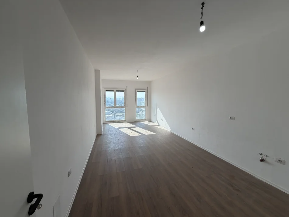 Tirane, shitet apartament 1+1 Kati 7, 78 m² 78.000 € (Kamez)