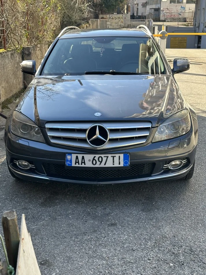 Tirane, shes me portobagazh Benz c220 Nafte, gri e erret automatik Kondicioner 1 km 6.000 €