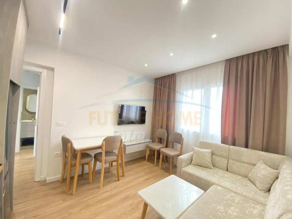 Tirane, shitet apartament 1+1 Kati 5, 27 m² 89.000 € (21 dhjetori 27m2 neto ndertim ekzistues kubatur perfekte)