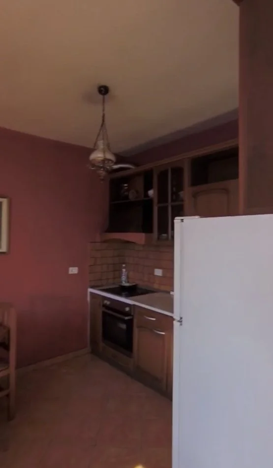 Tirane, jepet me qera apartament 1+1+Ballkon Kati 9, 70 m² 470 € (Shkolla e Baletit)