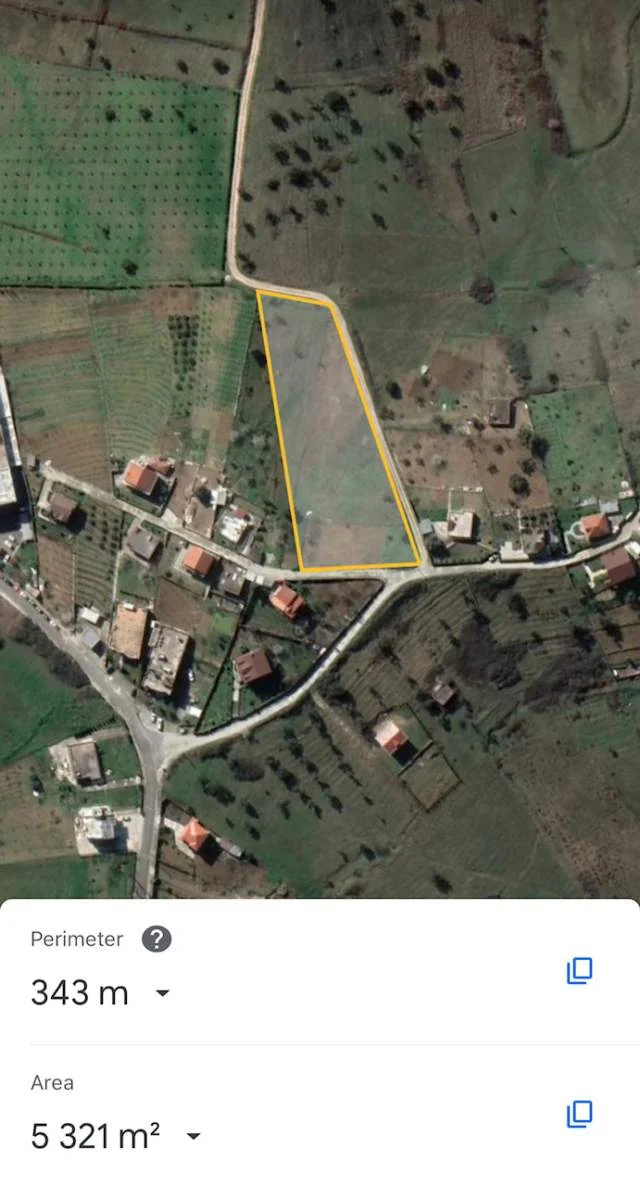 Tirane, shes truall 4.700 m² 305.000 Euro (Kashar afer Univers Reklama)