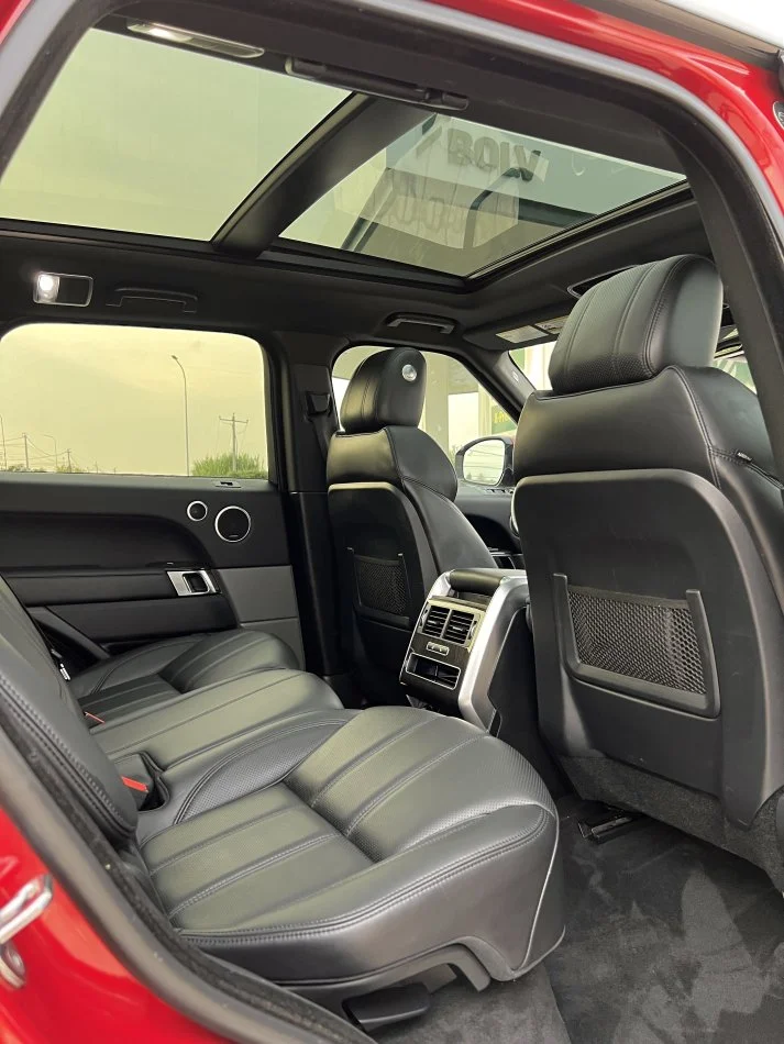 ‼️OKAZION‼️Tirane, shes makine Range Rover Sport Nafte, e kuqe automatik Klima 169.000 km 26.700 €