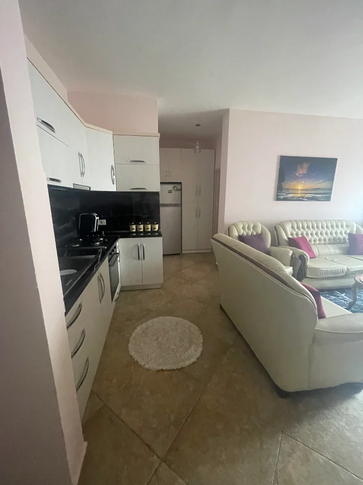 Durres, shitet apartament 1+1+Ballkon Kati 2, 59 m²