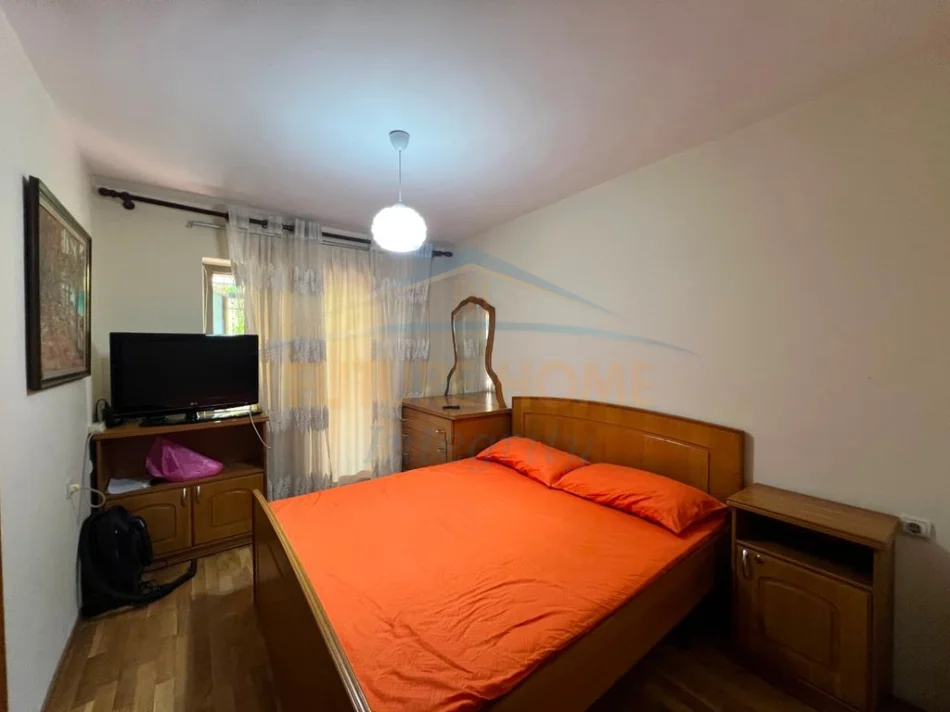 Tirane, jepet me qera apartament 2+1 Kati 1, 72 m² 500 € (Shkolla e Baletit)