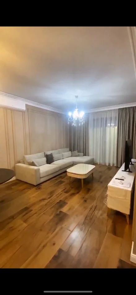 Tirane, jepet me qera apartament 2+1+Ballkon Kati 3, 150 m² 1.200 € (Vet Hospital)